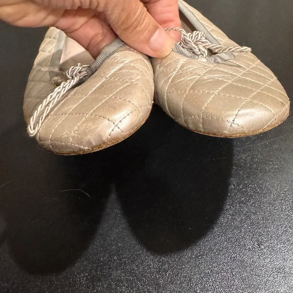FS/NY Quilted Ballet Flats in Metallic Silver cream size 7B made in Spain